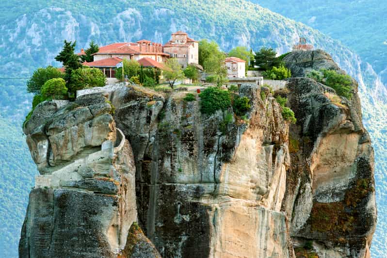 Private 2-Day Tour to Delphi & Meteora From Athens - Day 1 Highlights