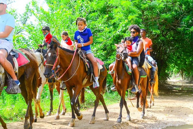 Private 2-Hour Horseback Riding Tour of Macao Alto Beach - Health and Accessibility