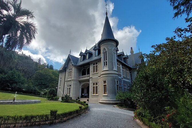 Private Adventure Tuk-Tuk,Sintra and Cascais, Full Day - Meeting and Pickup