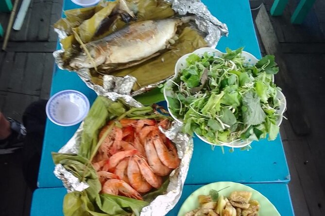 Private Bar On Lantern Boat in Thu Bon River - Location and Meeting Details