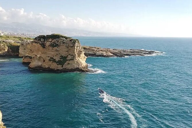 Private Beirut City Tour With Boat Ride at Raouche Rock - Navigating Beiruts Diverse Neighborhoods