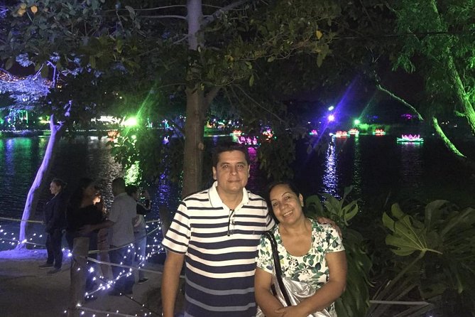 Private Christmas Lights Tour in Medellin - Explore Neighboring Towns