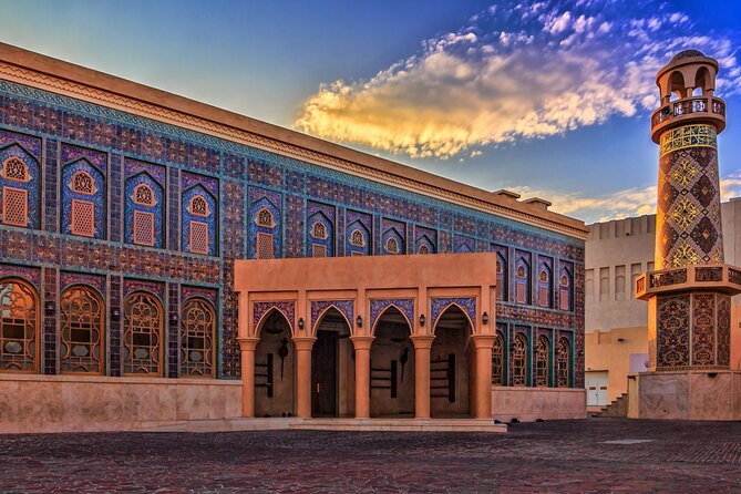 Private City Tour of Doha |Souq Wagif,Corniche,The Pearl, Katara - Meeting and Pickup Details