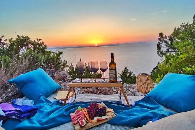 Private Cruise Sunset Tour at the Syvota Lighthouse - Meeting Point
