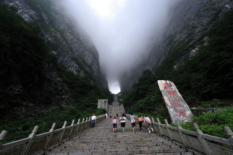 Private Day Tour to Tianmen Mountain & Glass Walk - Itinerary Details