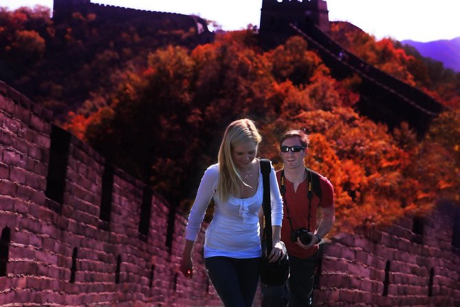 Private Day Trip: Outdoor Hot Spring Experience and Mutianyu Great Wall - Important Tour Information