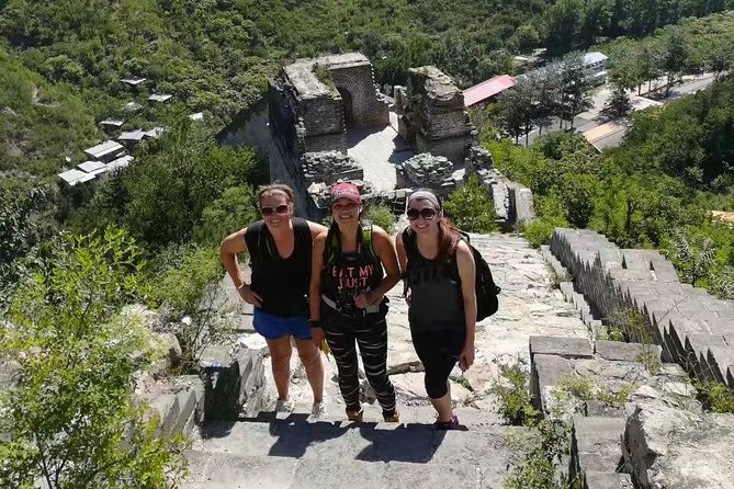 Private Day Trip to Huanghuacheng Great Wall With Meal - Local Cuisine Highlights