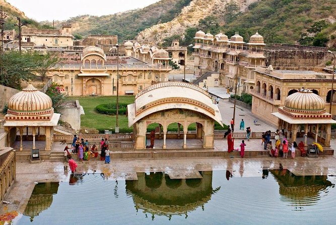 Private Full-Day Tour in Jaipur - Travel Itinerary