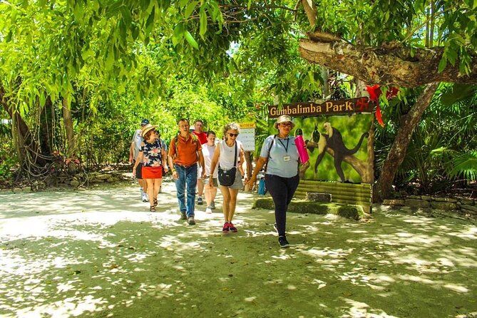 Private Guided Gumbalimba Park Tour From Roatán - What to Expect