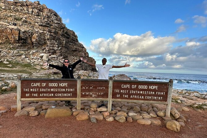 Private Guided Tour to Cape of Good Hope and Penguins Colony - Pickup and Meeting Information
