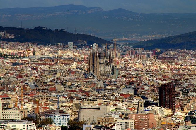 Private One Way Transfer From/To Barcelona Airport To/From Hotel - Arrival and Comfort