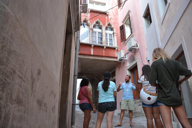 Private Piran Walking Tour (Tasting of Local Wine & Products Included) - Meeting Point and Time