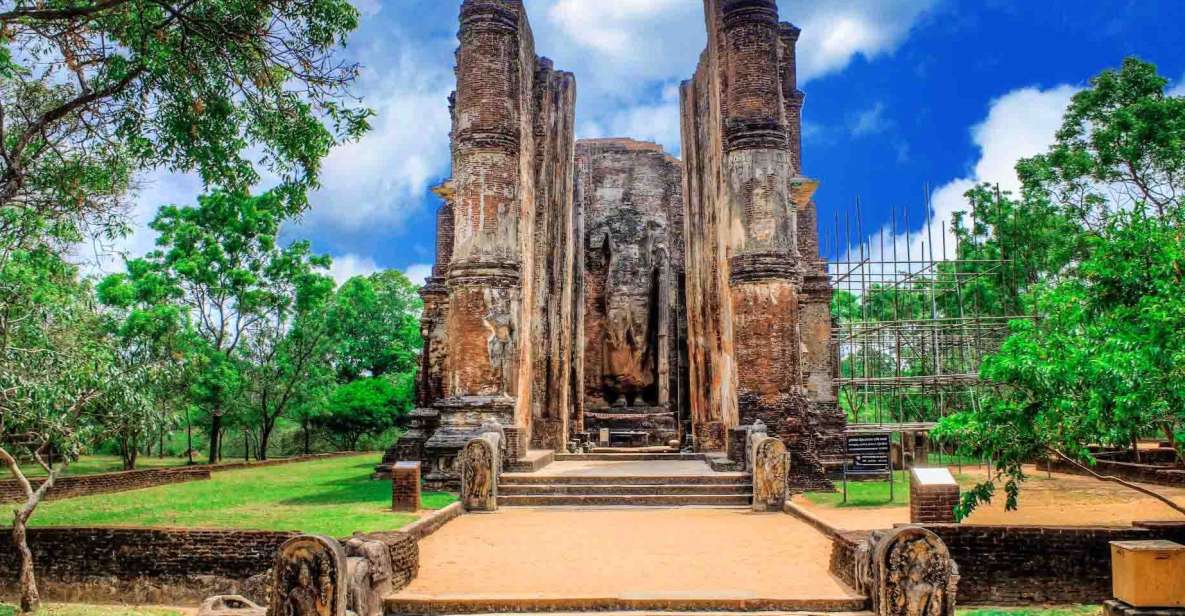 Private Polonnaruwa Ancient City Guided Tour From Colombo - Inclusions and Exclusions