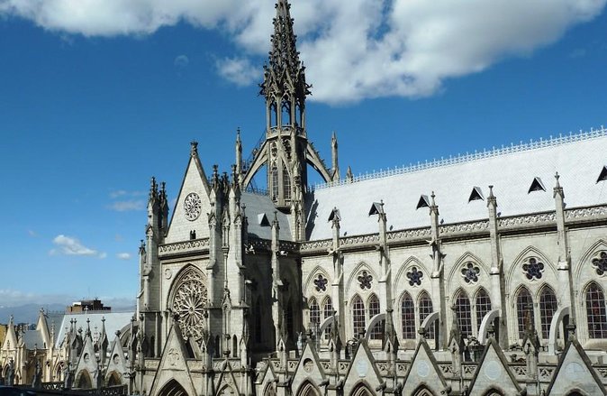 Private Quito City Tour and Middle of the World Full Day - Included Features