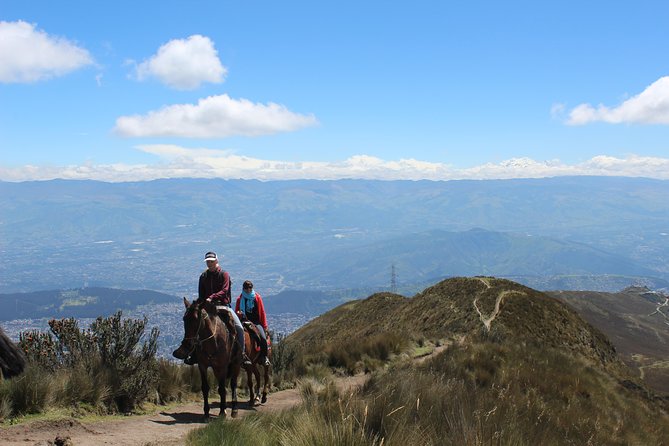 Private Quito City Tour With Teleférico and Horse Ride in Pichincha Volcano - Teleférico Ride to Pichincha Volcano