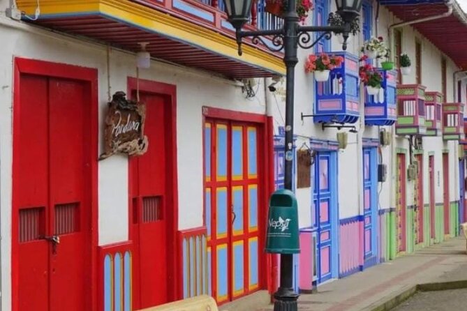 Private Tour to Salento and Cocora and Filandia - Meeting and Pickup Details