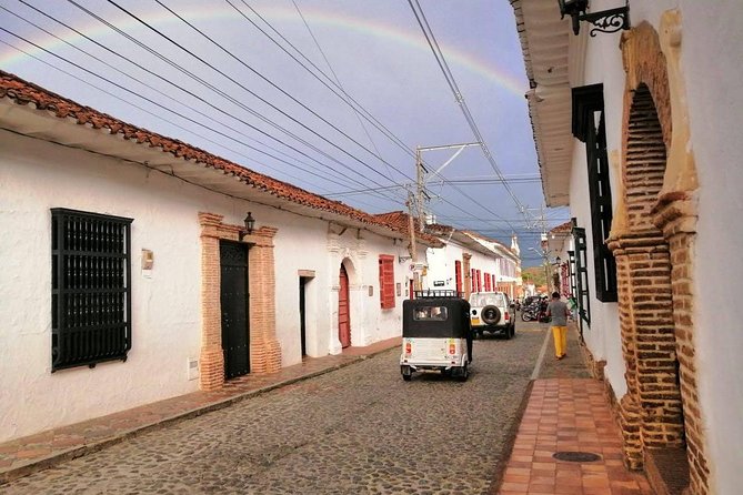 Private Tour to Santa Fe De Antioquia Town & Coffee Farm. - Pickup Information