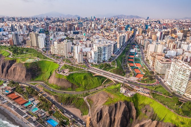 Private Transfer in From Jorge Chávez International Airport to Lima - Pickup and Drop-off