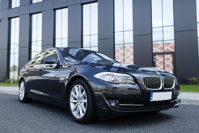 Private Transfer: Jamaica Kingston Airport - Kingston City - Included Services and Fees