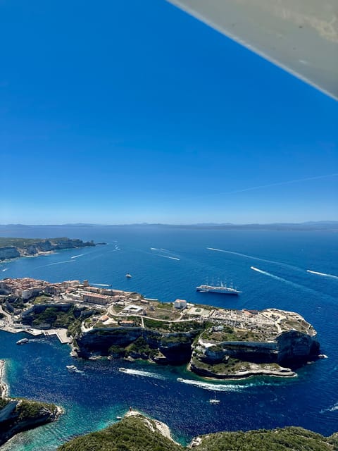 PROPRIANO: PLANE RIDE OVER THE CORSICAN LANDSCAPES - Flight Experience