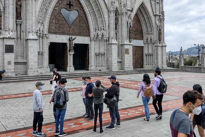 Quito, Latitude and Heritage - Optimizing Tour Flexibility