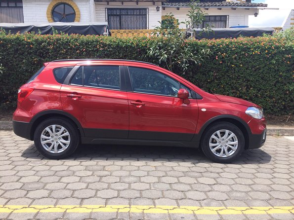 Quito PRIVATE Arrival Transfer From Airport to Hotels - Personalized Experience With Private Car