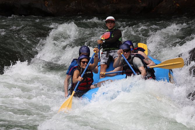 Rafting III-IV in Pacuare River - Booking Details and Policies
