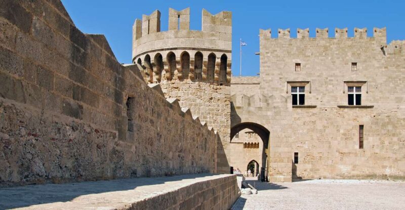Rhodes: Palace of Grand Master Ticket & Rhodes SG Audio Tour - Accessibility and Amenities