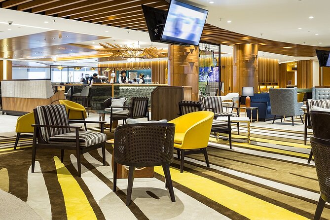 Rio De Janeiro Riogaleão - Tom Jobim International Airport Plaza Premium Lounge - Dining and Refreshments
