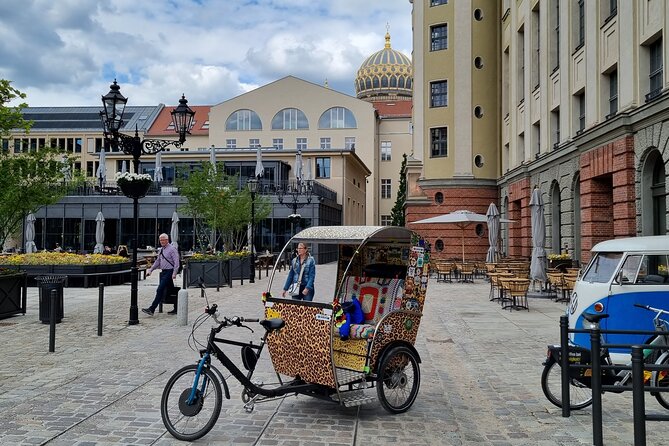 Romantic Berlin Rickshaw City and Photo Tour - Incl. Pick-Up - Cancellation and Policies