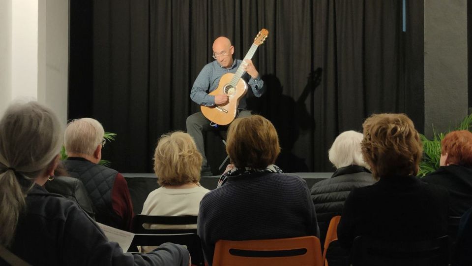 Ronda: Spanish - Classical & Flamenco - Guitar Concert - Experience and Atmosphere