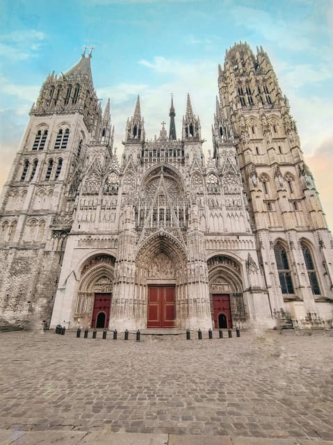 Rouen Reverie: Exclusive Private Guided Walking Tour - Rouen Cathedral and Old Town