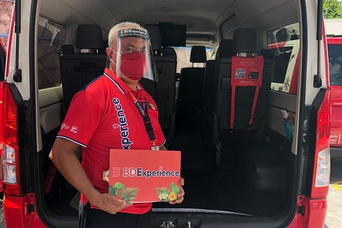 Round Trip Shared Transfer Van-Airport-Hotel-Airport-H. Uvero Alto - Negative Review