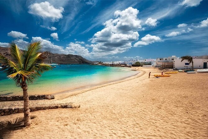 Roundtrip Ferry Transfer to La Graciosa With Free Wifi - Cancellation and Payment Policy