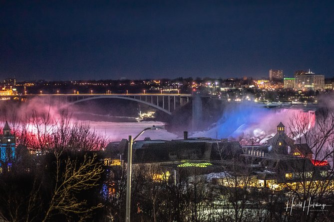ROUNDTRIP Ground Transfer Buffalo Niagara Int Airport (BUF)-Niagara Falls Canada - Pricing and Availability