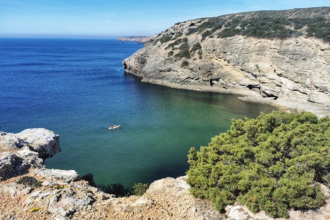 Sagres: Praia Da Ingrina Caves Guided Kayaking Tour - Meeting Point
