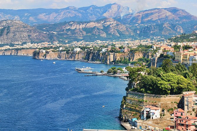Salerno Shore Excursion: Private Day Trip to Sorrento, Positano and Amalfi - Exploring Sorrento