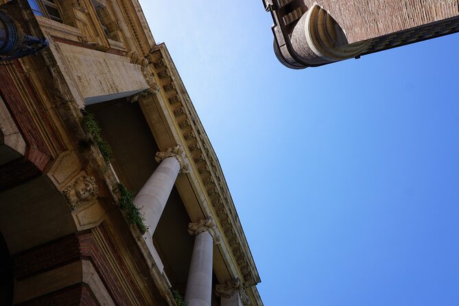 Self-Guided Track Game to Discover Toulouse - Exploring Toulouses History