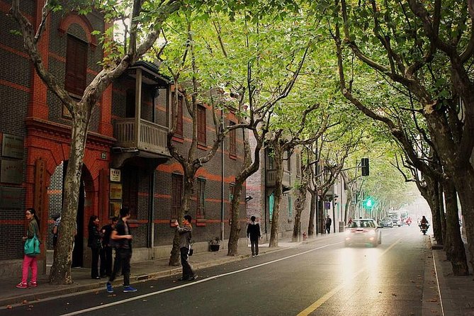 Shanghai Propaganda and History Walking Tour - Tour Inclusions and Amenities
