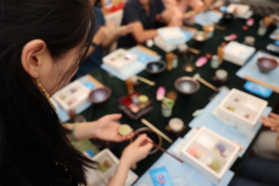 Shanghai: Wagashi-Making and Song Dynasty Tea Ceremony - Song Dynasty Tea Ceremony