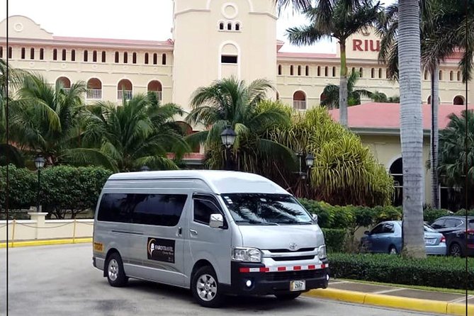 Shared Shuttle From Tamarindo to Monteverde - Pickup and Drop-off