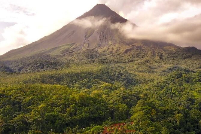 Shared Shuttle San Jose to Arenal - Booking and Availability