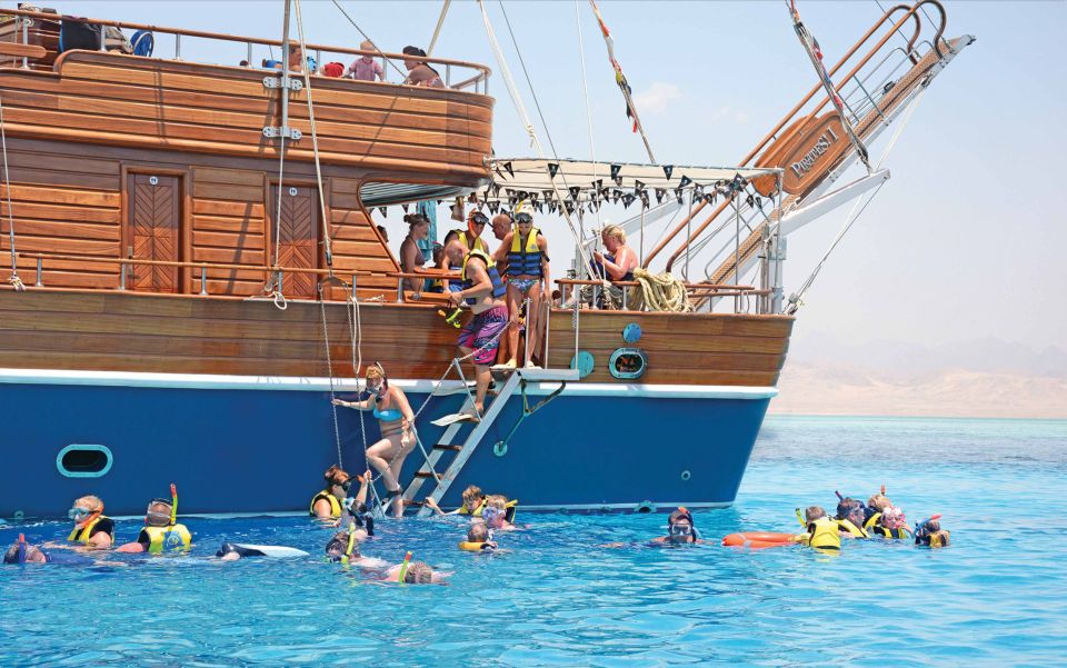 Sharm: Pirates Sailing Boat Cruise With Transfers & Lunch - Boat Features