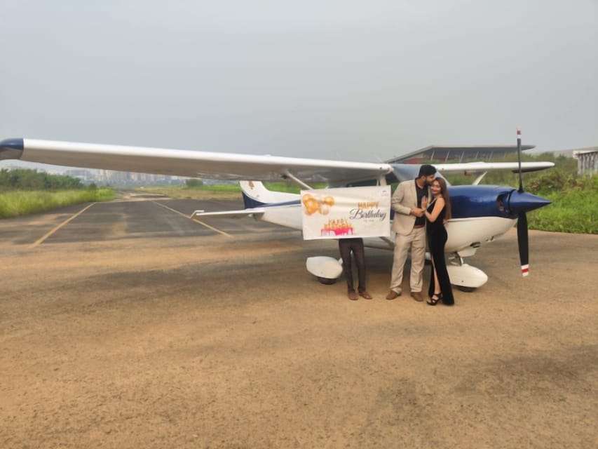 Sightseeing Plane Ride Mumbai - Aircraft and Features