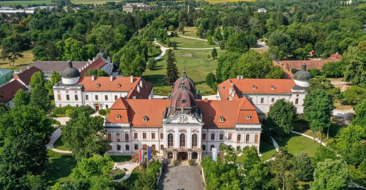 Sissy Palace Tour - Optional Hungarian Horse Show and Lunch - Location and Historical Significance