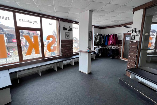 Ski and Snowboard Rental in Bansko - Convenient Rental Location