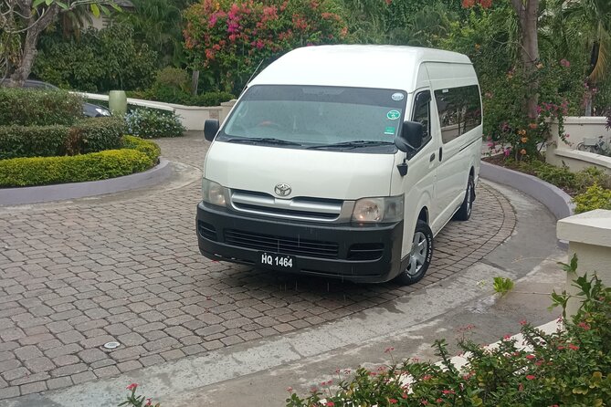 St. Lucia Private Airport Transfers From UVF (Groups of 4) - Convenient Transportation Option
