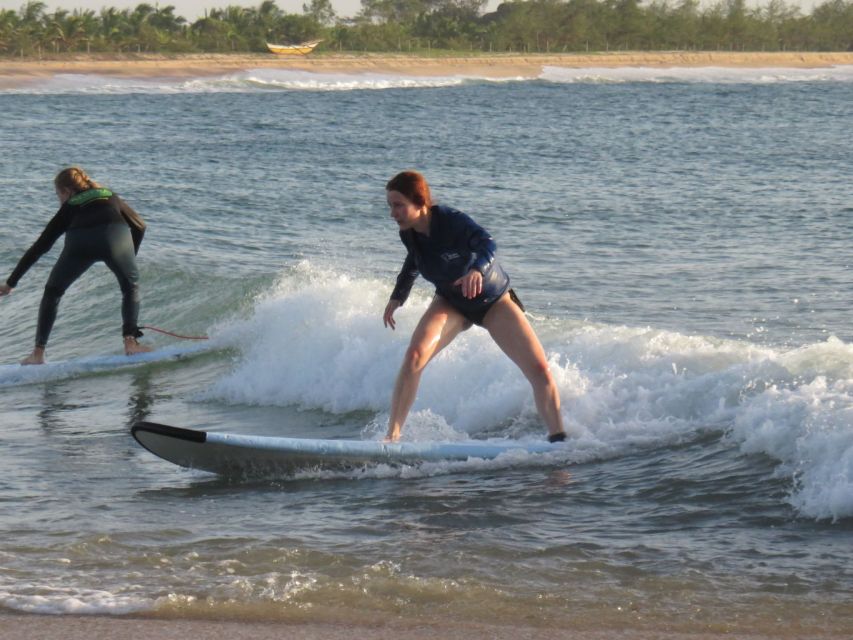 Star Rest Surf Camp Arugambay - Surf Lessons and Instruction