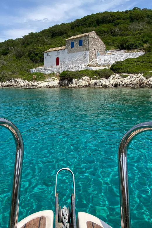 Syvota: Private Boat Cruise to Paxos and Antipaxos Islands - Departure and Itinerary