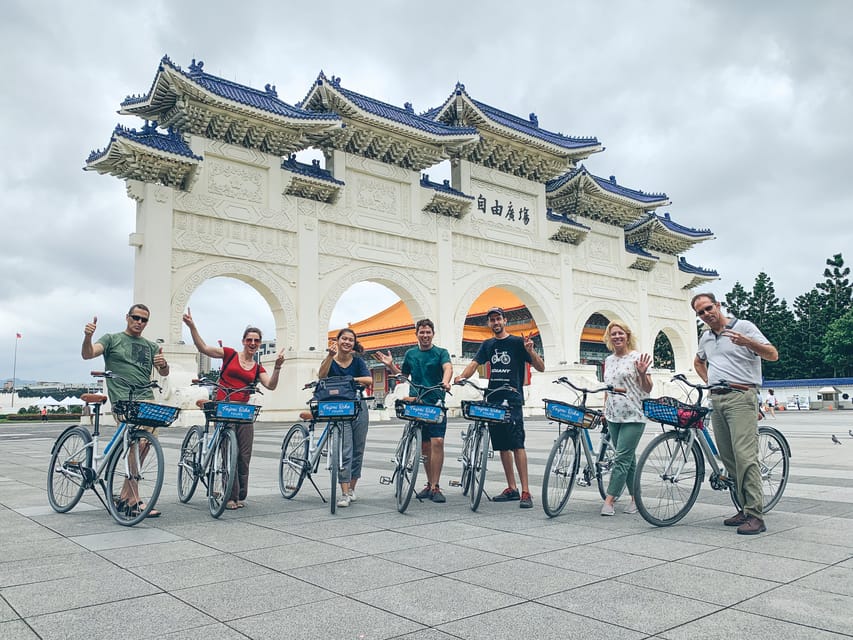 Taipei: 4-Hour Morning City Cycling Tour With Breakfast - Guided Tour and Safety Measures